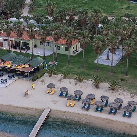 גאורגיופוליס La Palma Beachfront Suites מראה חיצוני תמונה