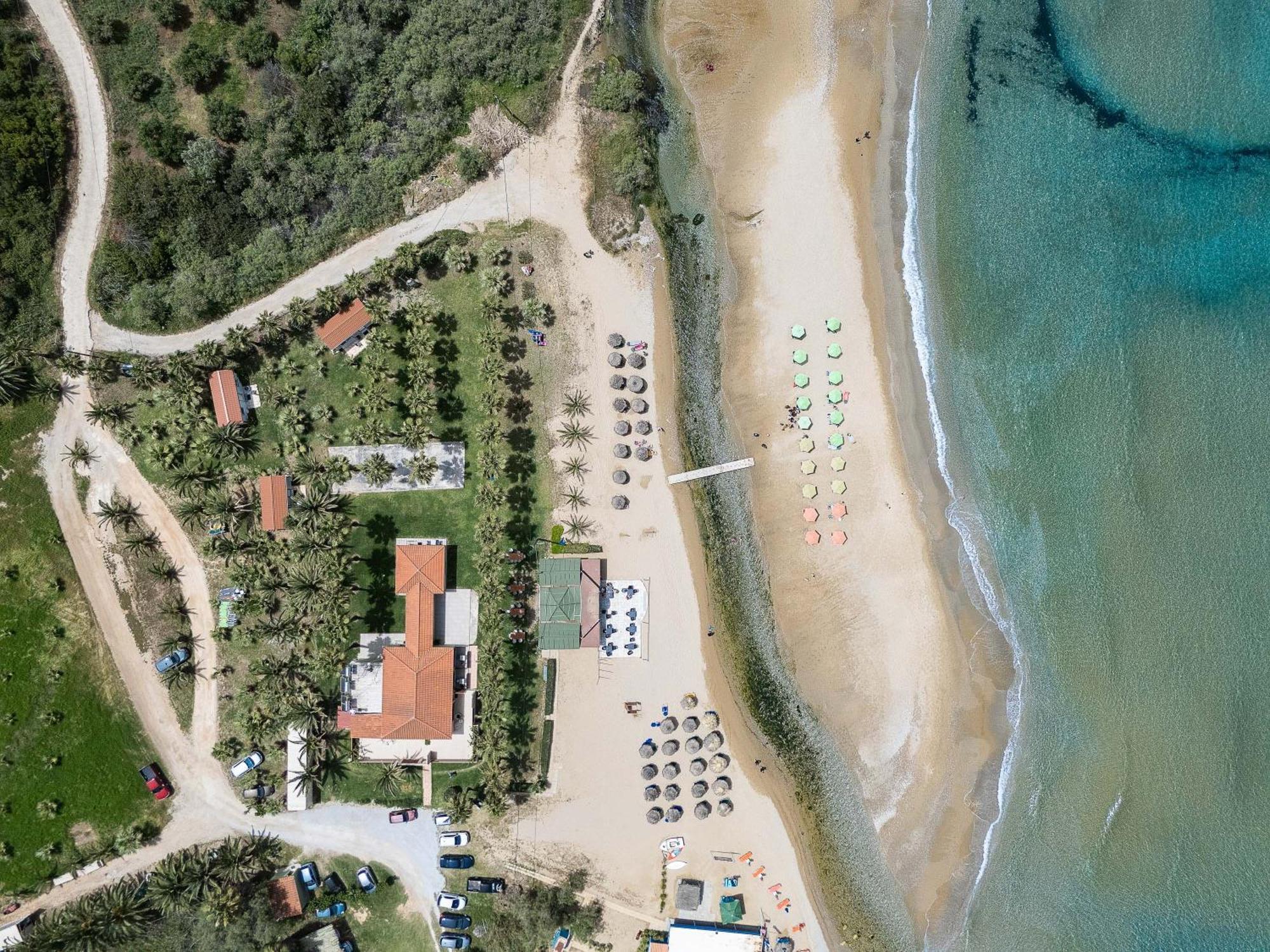 גאורגיופוליס La Palma Beachfront Suites מראה חיצוני תמונה