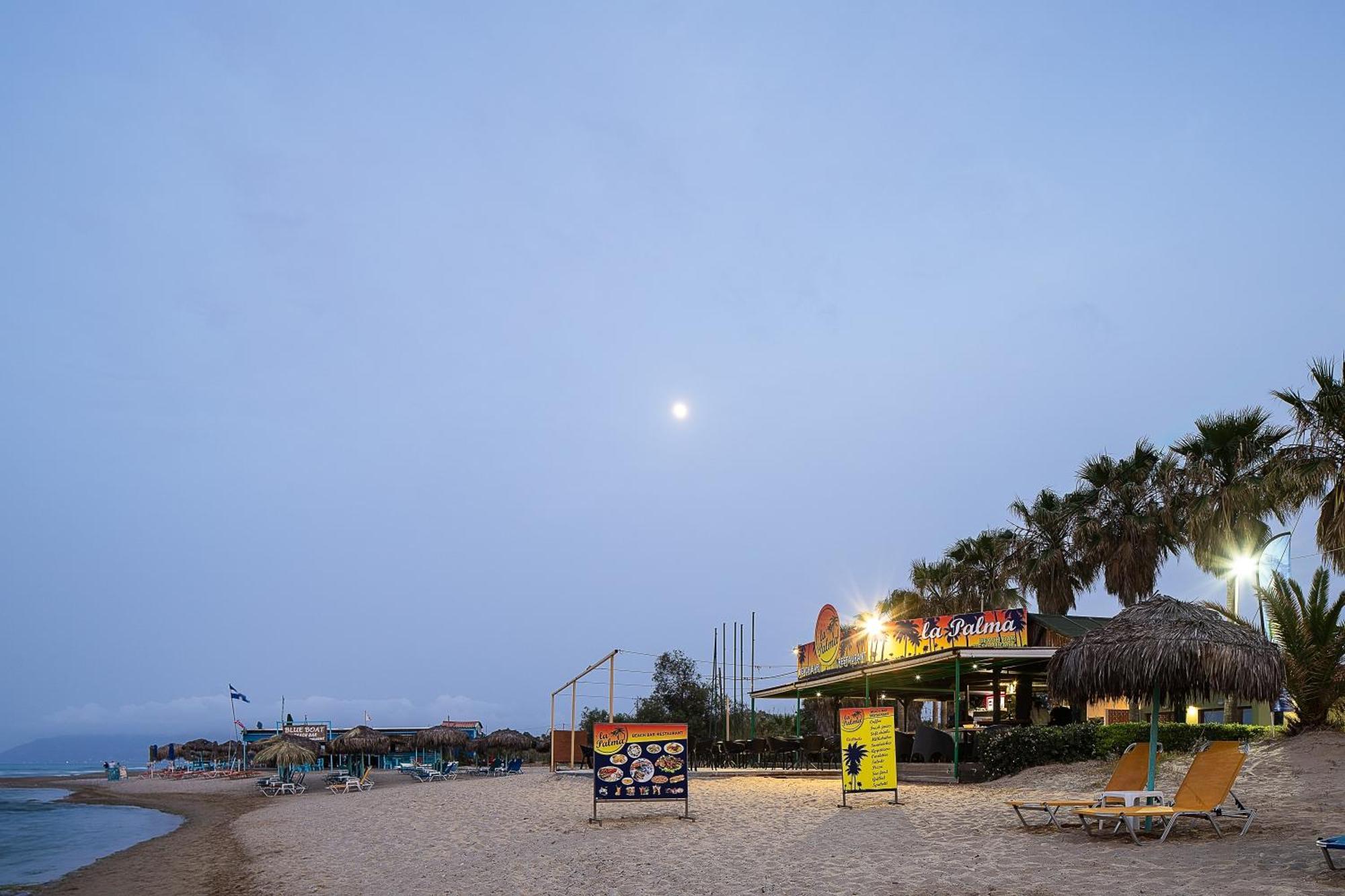 גאורגיופוליס La Palma Beachfront Suites מראה חיצוני תמונה