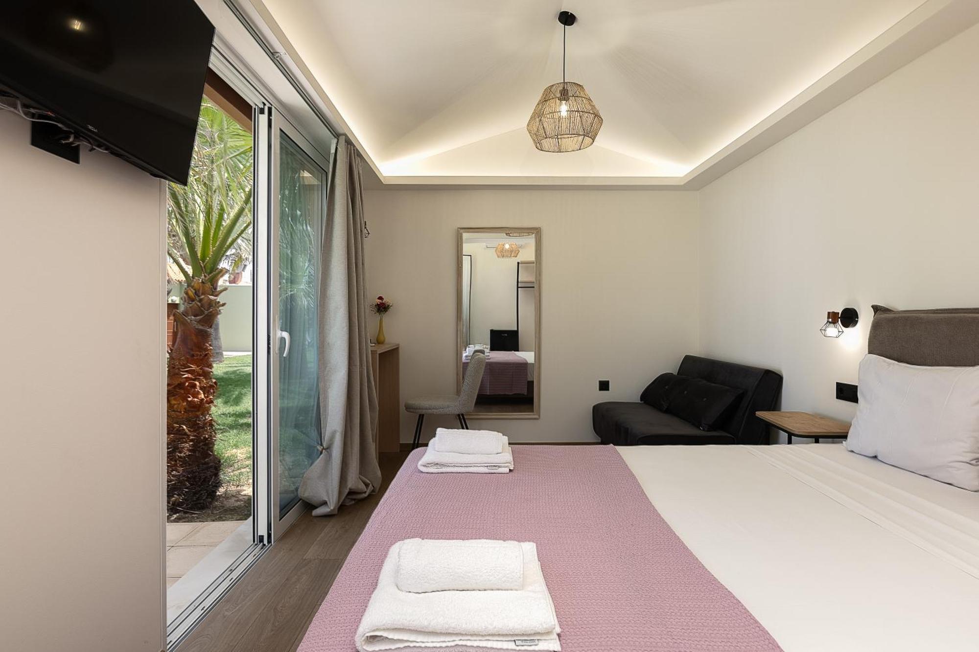 גאורגיופוליס La Palma Beachfront Suites מראה חיצוני תמונה