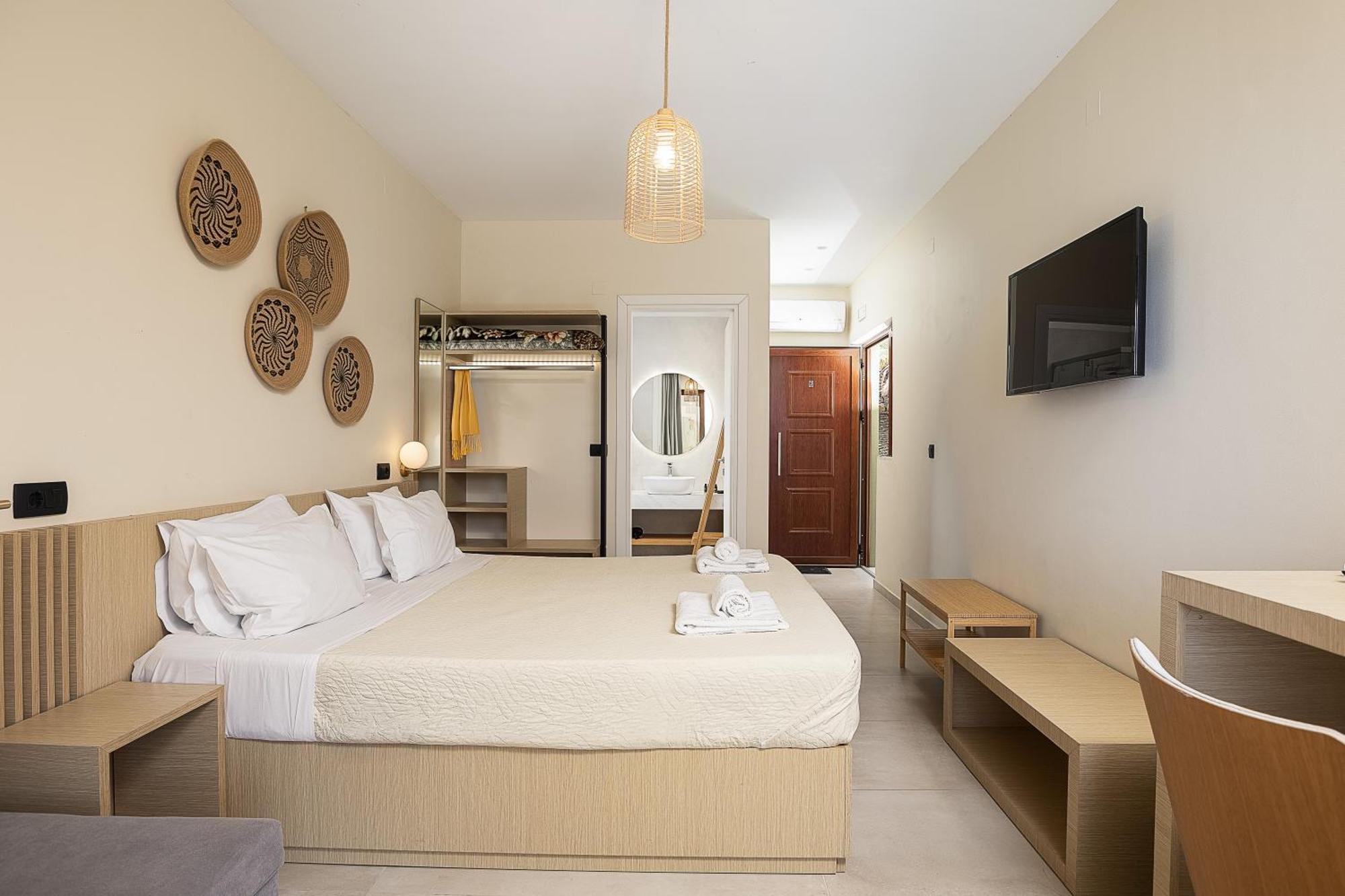 גאורגיופוליס La Palma Beachfront Suites מראה חיצוני תמונה